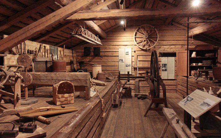 esinemuseo_ylakerta